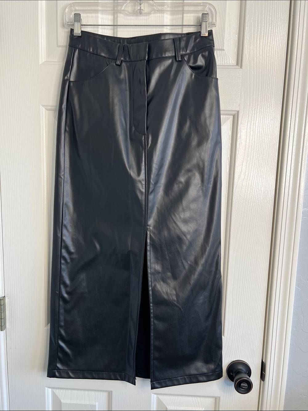 NWT Commense black Faux Leather Slit Midi Skirt small - Picture 3 of 8